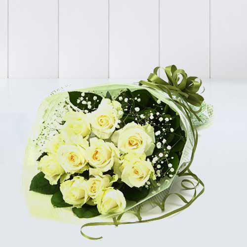 White Rose Bouquet -White Rose Delivery In Japan