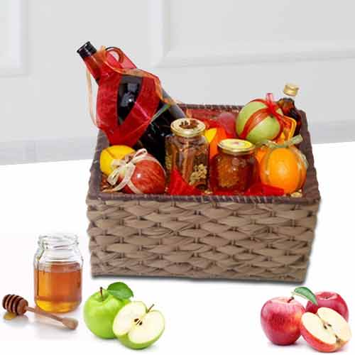 Fruits And Mulled Wine-Hot Wine With Fruit Gift Basket