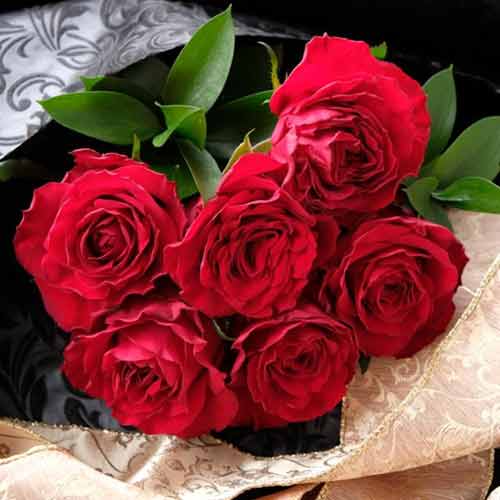 Red roses Bouquet of red roses 6